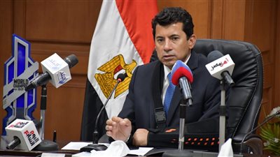 وزير الرياضة يهنئ منتخب اليد بالتأهل للدور النصف النهائي بأولمبياد طوكيو