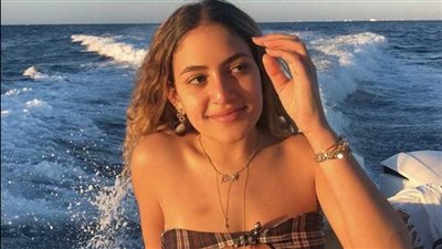 ابنة عمرو دياب تثير الجدل بإطلالة جريئة