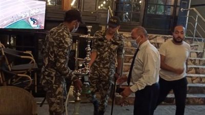 حملات ليلية مكبرة بالإسماعيلية للقضاء على الإشغالات | صور