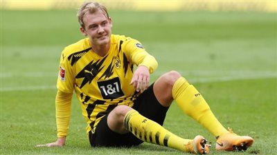 إصابة نجم بوروسيا دورتموند بفيروس كورونا