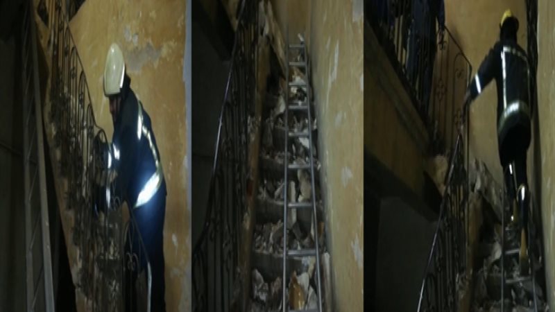 انهيار سلم عقار المرج