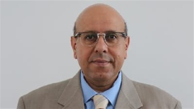 وائل عقل رئيسا لجامعة