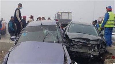 إصابة 9 أشخاص في تصادم سيارتين بطريق مطروح
