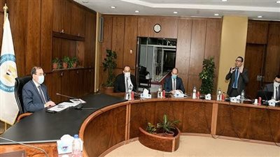 وزير البترول: جاري تشغيل 71 محطة غاز طبيعي للسيارات