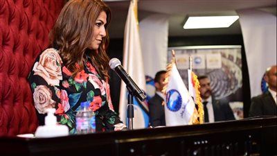 مستقبل وطن يطلق برنامج مهارات الاتصال والتواصل ولغة الجسد