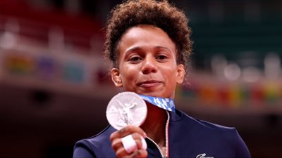 بعد فوزها بميداليتين في أولمبياد طوكيو.. بطلة جودو فرنسية تتلقى تهديدات بالقتل