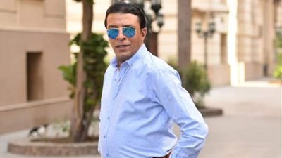 إصابة الفنان مصطفى كامل وأسرته بفيروس كورونا