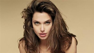  لماذا نجحت أنجلينا جولي في دورها بـ«Those who wish me dead»؟