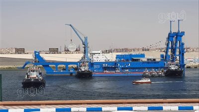 رئيس الوزراء يشهد حفل تدشين الكراكة حسين طنطاوي بقناة السويس