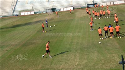 مهاجم المحلة يتدرب منفردا بعد تأكد غيابه عن مباراة الزمالك | صور 