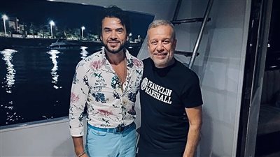 رحلة في وسط البحر.. لقاء نادر لـ ساموزين وشريف منير 