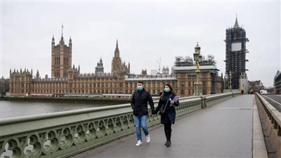 بريطانيا تسقط الحجر الصحي الإلزامي عن القادمين من 3 دول عربية