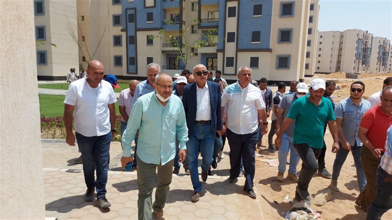 مسئولو الإسكان يتفقدون