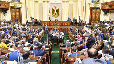 نائب يطالب بحل أزمة تأخر حصول بعض المواطنين على لقاح كورونا