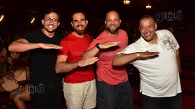 محمد لطفي مع نجوم مسرح مصر: «كوميديانات الجيل»