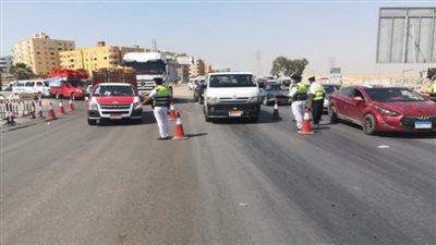 الشرطة تغرم 9978 شخصا لعدم الالتزام بارتداء الكمامات