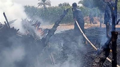 السيطرة على حريق بقرية بني أحمد الغربية بمركز المنيا 