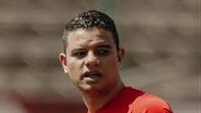 فاركو يخطط لخطف نجمي الأهلي وبيراميدز في الموسم المقبل