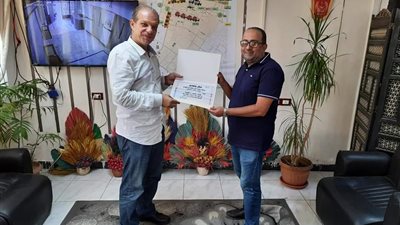 رئيس مناخ بورسعيد يكرم المشاركين في تدريب صقر ٨٠| صور