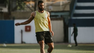 تنازل مكتوب ينهي أزمة مستحقات محمود عبد العزيز مع الزمالك