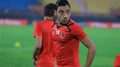 أكرم توفيق ينتظم في تدريبات الأهلي استعدادا لمواجهة الجيش بالسوبر