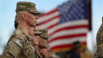 الجيش الأمريكي ينشر صورا لتورط إيراني مزعوم في استهداف الناقلة 