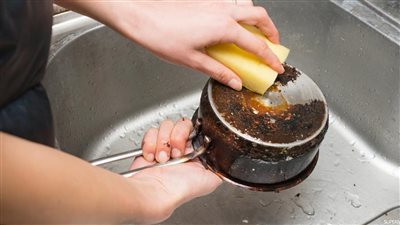 اصنعي مساحيق تنظيف الصحون والأجهزة المنزلية بنفسك في البيت 