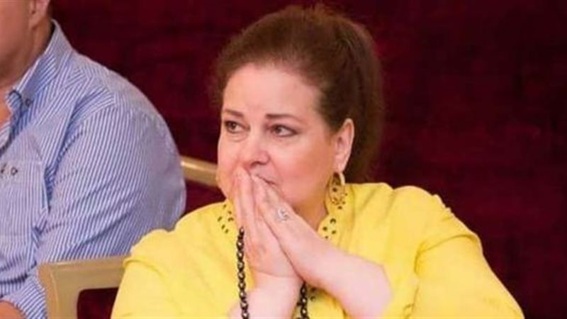 دلال عبد العزيز 