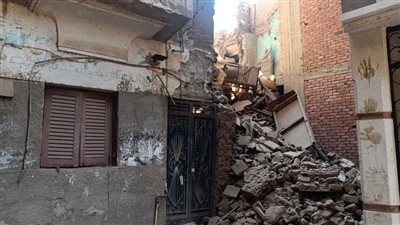 انهيار وتصدع 3 منازل متجاورة بسبب التنقيب عن الآثار في أسيوط