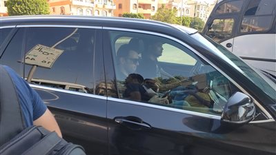 جنازة دلال عبد العزيز| وصول رامي رضوان لمستشفى زايد التخصصي لإنهاء إجراءات خروج الجثمان..فيديو وصور