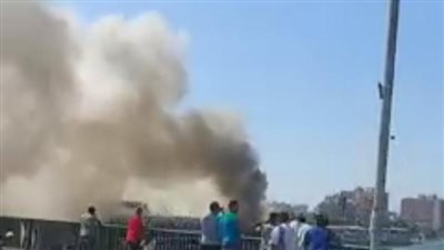  حريق هائل داخل مركب نيلى بالزمالك