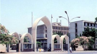 498 طالبا تقدموا لاختبارات القدرات بجامعة جنوب الوادى