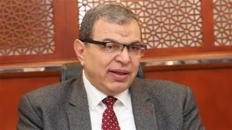 وزير القوى العاملة