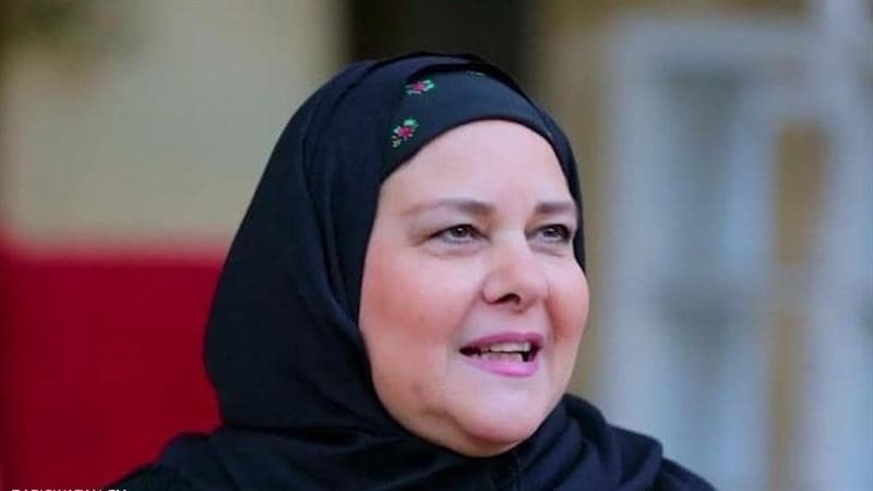 دلال عبد العزيز