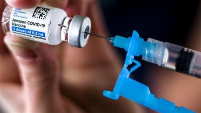 من له حق الحصول على لقاح جونسون وأهم الآثار الجانبية؟