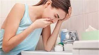 تفسير رؤية القيء في المنام وعلاقته بالتوبة من الذنوب والتقرب إلى الله