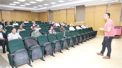 تدريب 43 موظفًا بمحليات بني سويف على مكافحة الفساد 