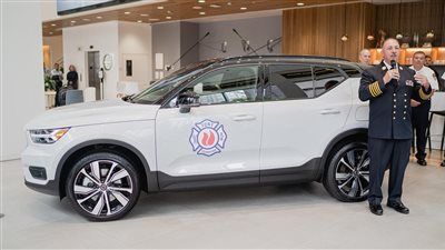 فولفو عيوب إخماد حريق سيارة كهربائية يتطلب معاملة خاصة