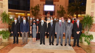 تخريج الدفعة الثانية من برنامج إعداد القيادات بـ