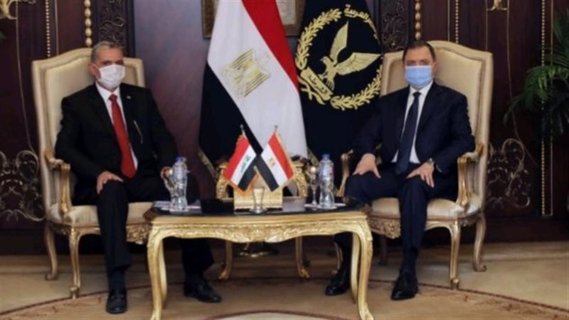 وزير الداخلية يستقبل