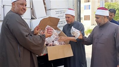 أوقاف الإسماعيلية تتسلم الدفعة الثانية من لحوم صكوك الأضاحي | صور