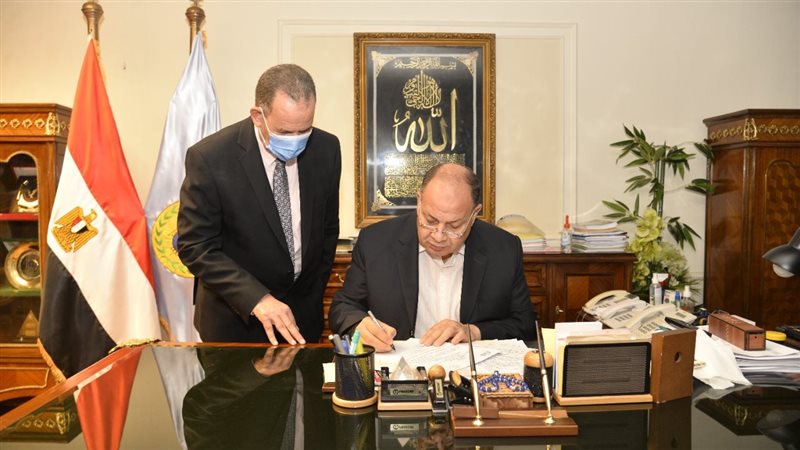 محافظ أسيوط 