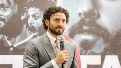 حسام غالى يحضر مران الأهلي ويدعم اللاعبين قبل مواجهة الإسماعيلي 