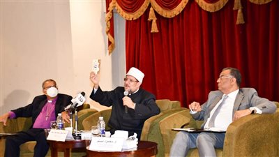 وزير الأوقاف: الرئيس السيسي دعا لتجديد الخطاب الديني والعيش المشترك 