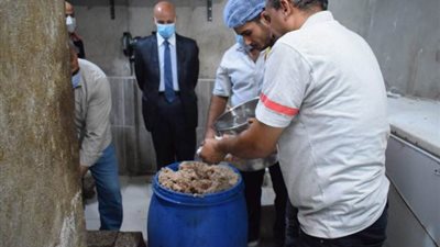 إعدام 3 أطنان أغذية وغلق مخزن بههيا