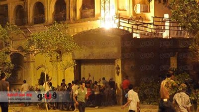 موقع كندي: المتظاهرون اقتحموا مكاتب الإخوان مثل العاصفة