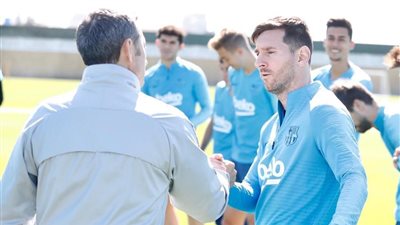 ميسي وسواريز يعلنان جاهزيتهما للقاء برشلونة وإسبانيول