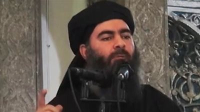 سياسي عراقي: أبوبكر البغدادي يحاول الفرار من سوريا متخفيًا