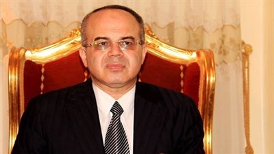 محافظ بني سويف يستنكر حرق مقار الإخوان