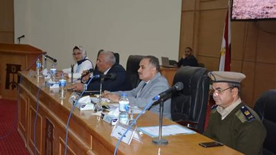 حصر المساجد تمهيدا لصيانتها.. وتفعيل القوافل التعليمية بالوادى الجديد